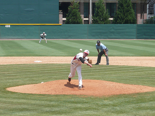 Trevor Holder working into the 9th